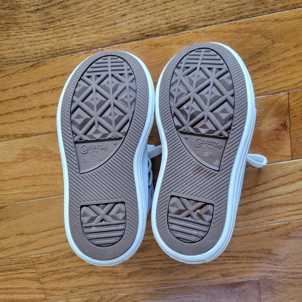 Converse Kids High-Top Platform Sneakers - Light Blue and White - Picture 2 of 8